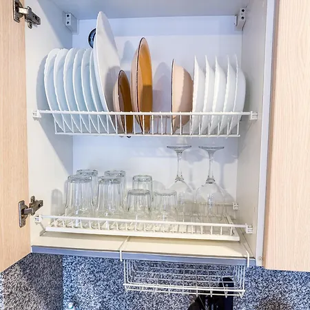 Studio Apartments *